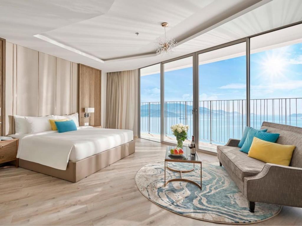 Panorama Ocean View