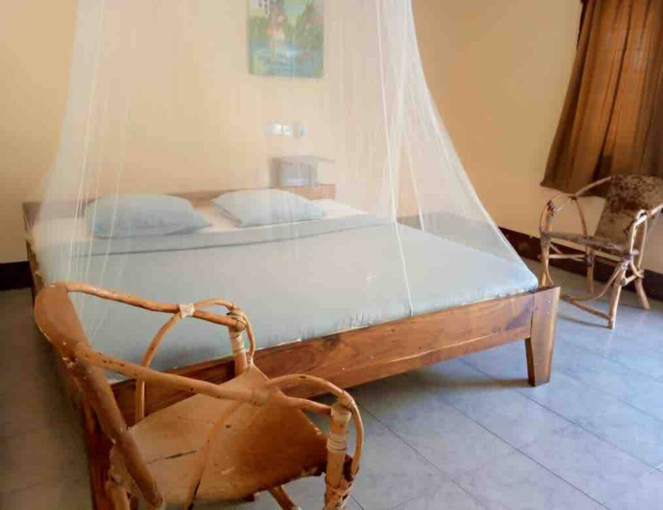 FIG-TREE-LODGE_DUOBLE-ROOM-TANZANIA SAFARI