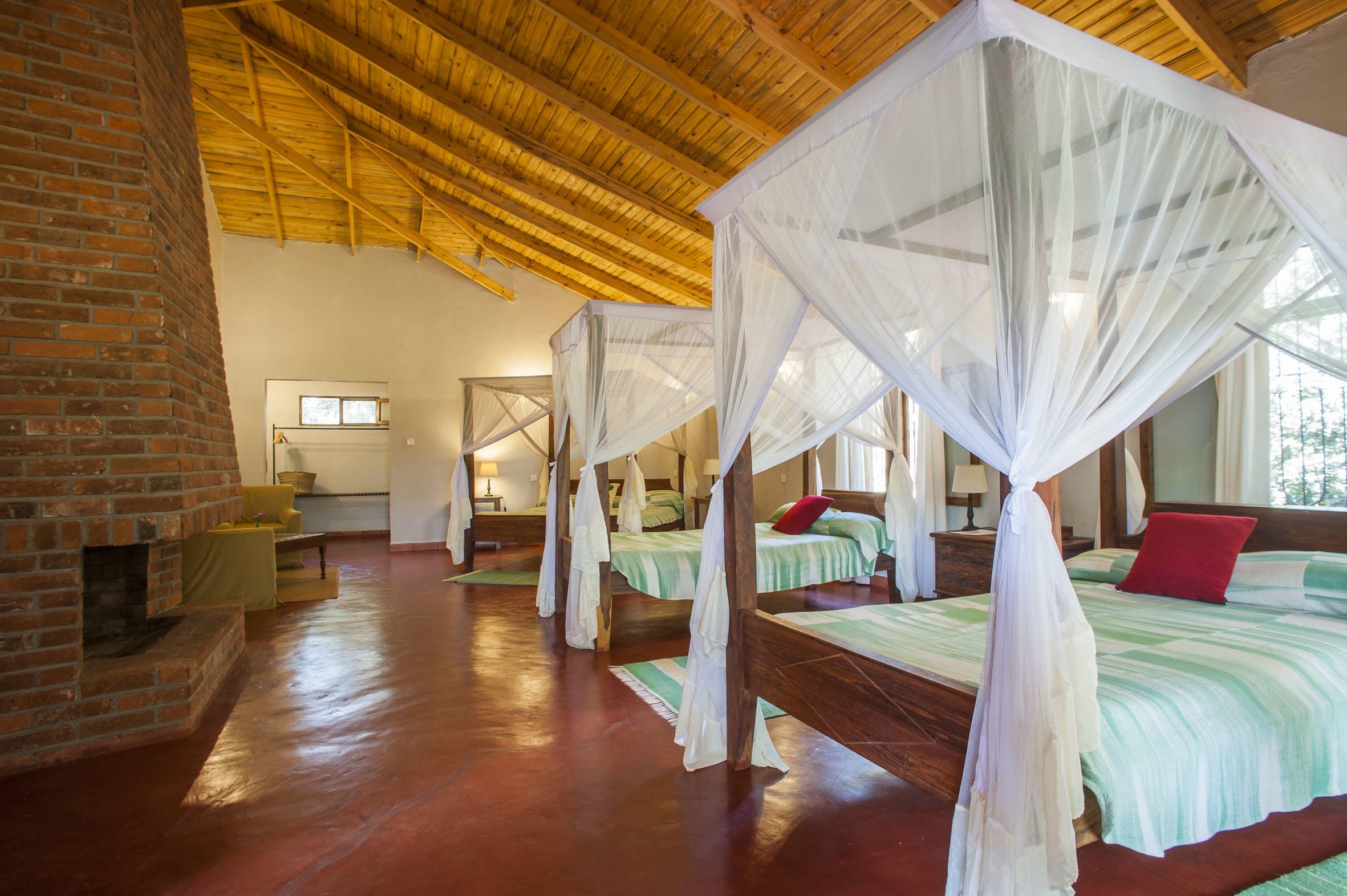 tloma_family_room-_quadruple TANZANIA SAFARI