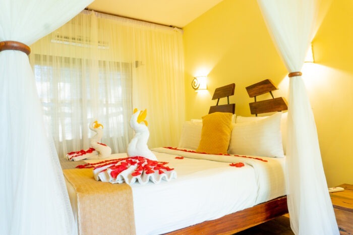 Weru Weru River Lodge single room
