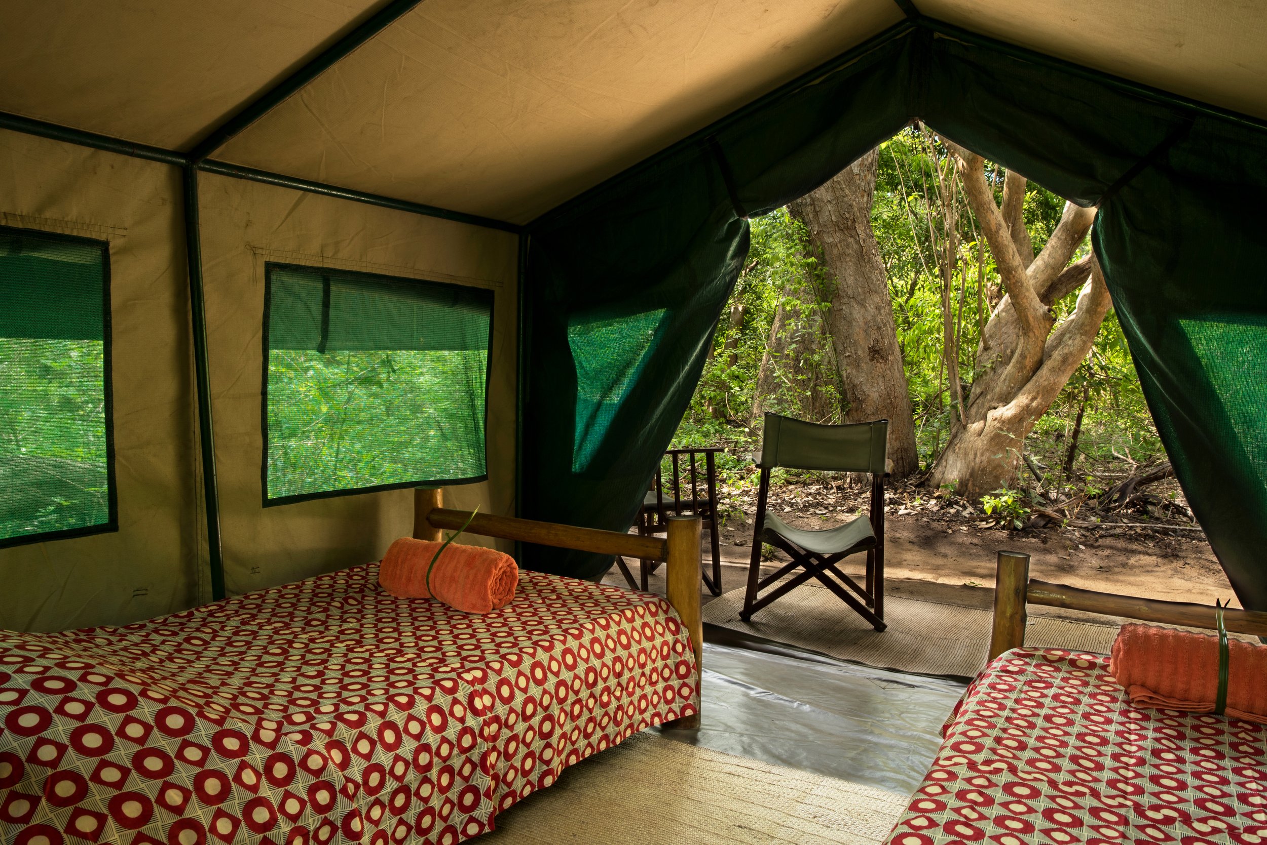 safari tent accommodation selous river camp